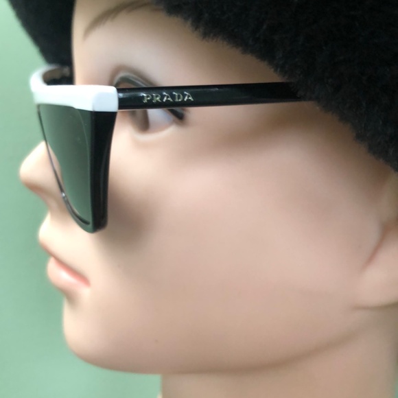 Prada SPR19U Sunglasses - Picture 7 of 10